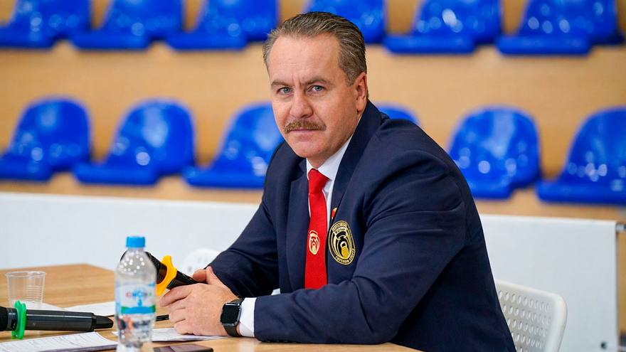 Заслуженный тренер Алексей Ажермачев избран в Общественную палату России