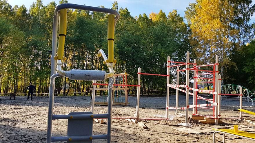 Монтаж детской спортивной площадки в Михайловской роще завершат к 1 октября