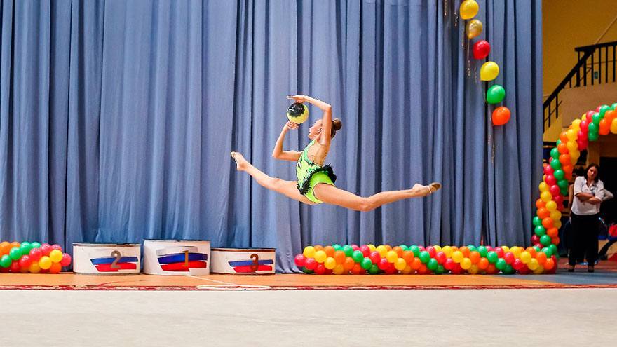 Турнир памяти Марии Октябрьской собрал в Томске более четырёхсот гимнасток  