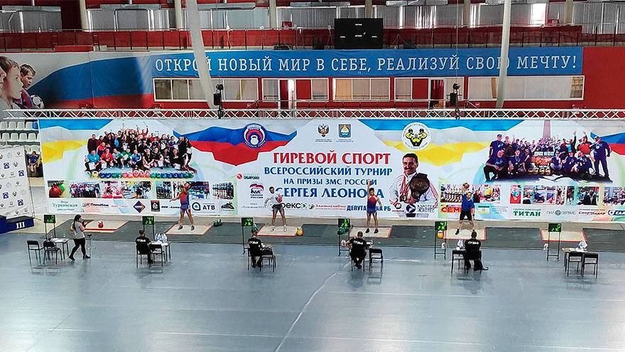 Томские гиревики завоевали медали на всероссийском турнире в Бурятии