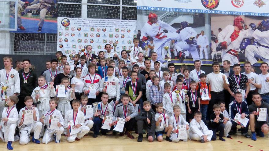 В Томске прошел открытый турнир по армейскому рукопашному бою