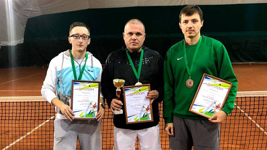 Кемеровчанин победил на томском теннисном турнире