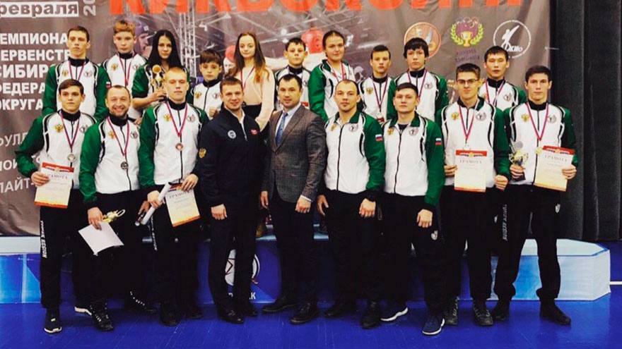 Кикбоксеры из Томской области отличились на чемпионате и первенстве СФО