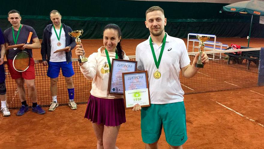 Алексей Попов и Анна Кулеш победили в парном теннисном турнире