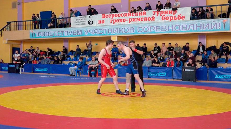 Болельщиков приглашают на всероссийский турнир по греко-римской борьбе