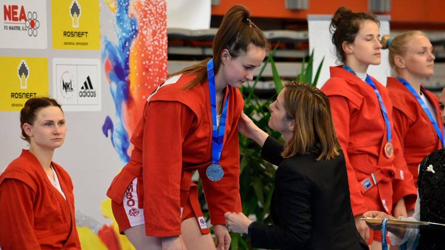 Томичка завоевал медаль на чемпионате Европы по самбо 