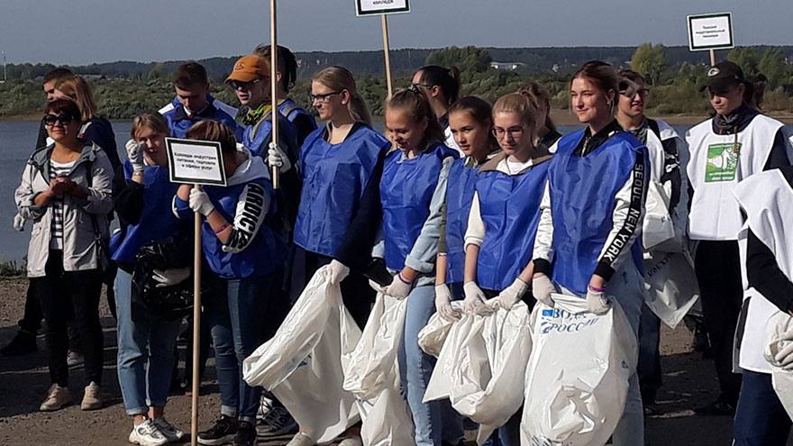 В рамках чемпионата области студенты собрали 600 кг мусора