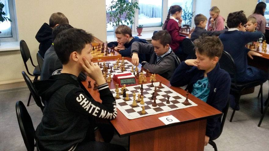 Шахматисты гимназии № 13 победили в городской «Белой ладье»
