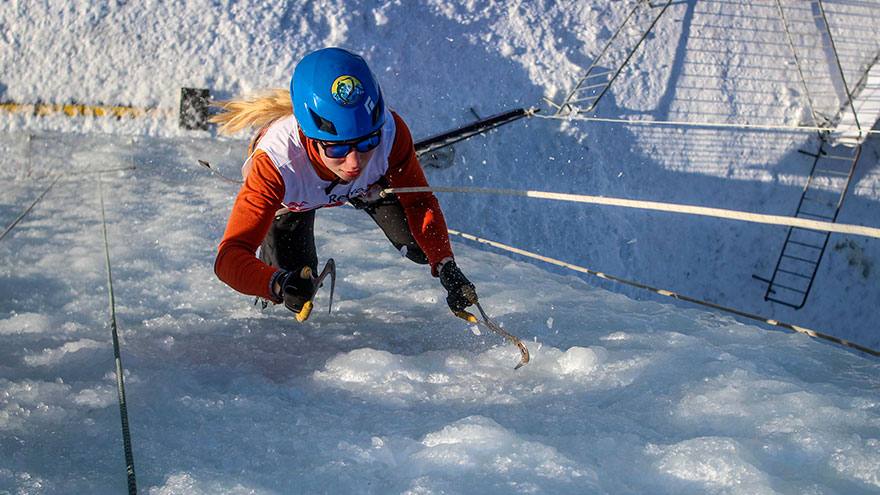 Альпинисты из Томской области отличились на первенстве России по ледолазанию 
