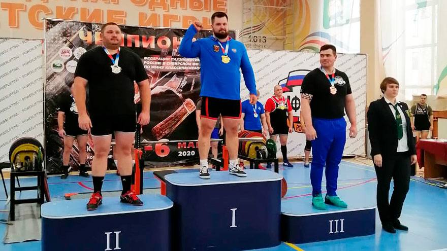 Сергей Усов установил рекорд Сибири по жиму штанги