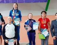 Спортсменки из Томской области отличились на первенстве СФО по вольной борьбе