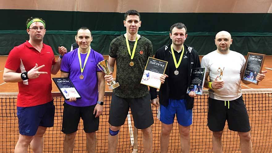 Новая серия турниров на кортах теннисного клуба «Чемпион»