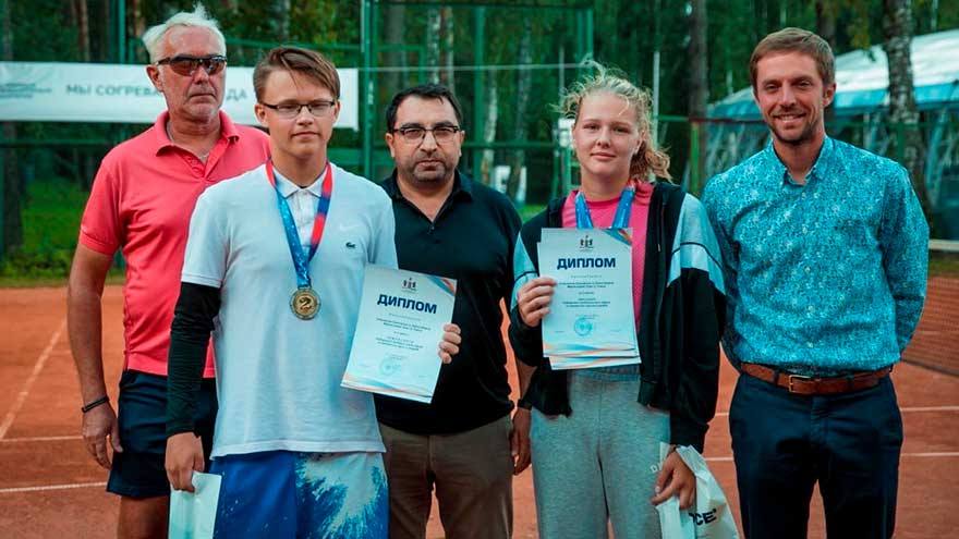 Томич завоевал медаль на чемпионате Сибири по теннису