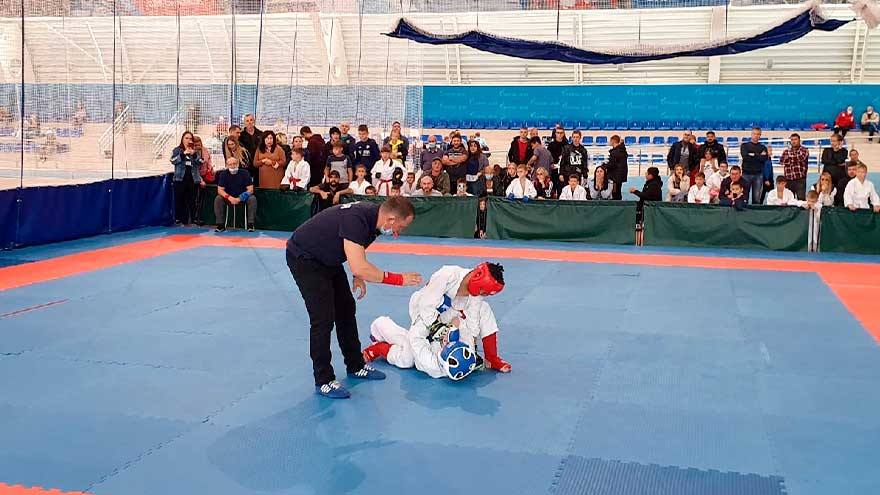 Первенство и чемпионат Томска по рукопашному бою. Репортаж SportUs.Рro из СК «Гармония»