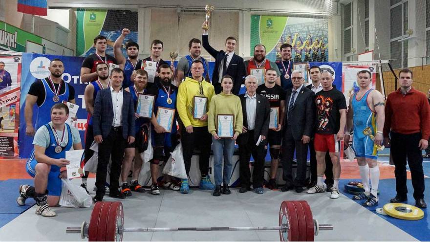 Двойной успех Александра Егорова на Кубке Томской области по тяжелой атлетике