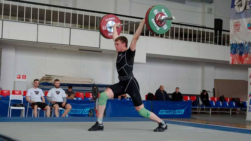 Тяжелоатлеты разыграли медали чемпионата области