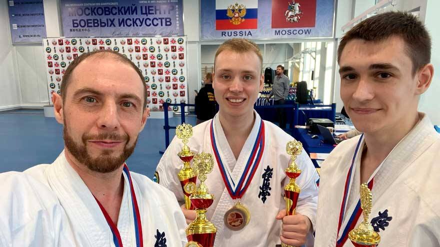 Каратисты из Томской области победили на чемпионате РФ по киокусинкай