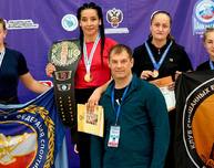 Томичка стала чемпионкой РФ по панкратиону. Репортаж SportUs.Pro из клуба «Шторм»