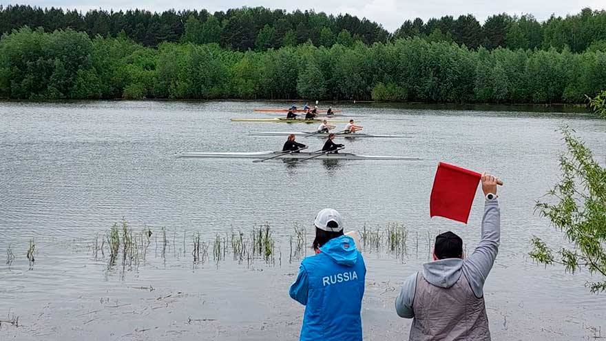 Гребцы разыграли медали чемпионата и первенства Сибири