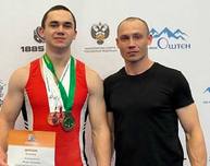 Александр Белоус стал призером первенства РФ по тяжелой атлетике