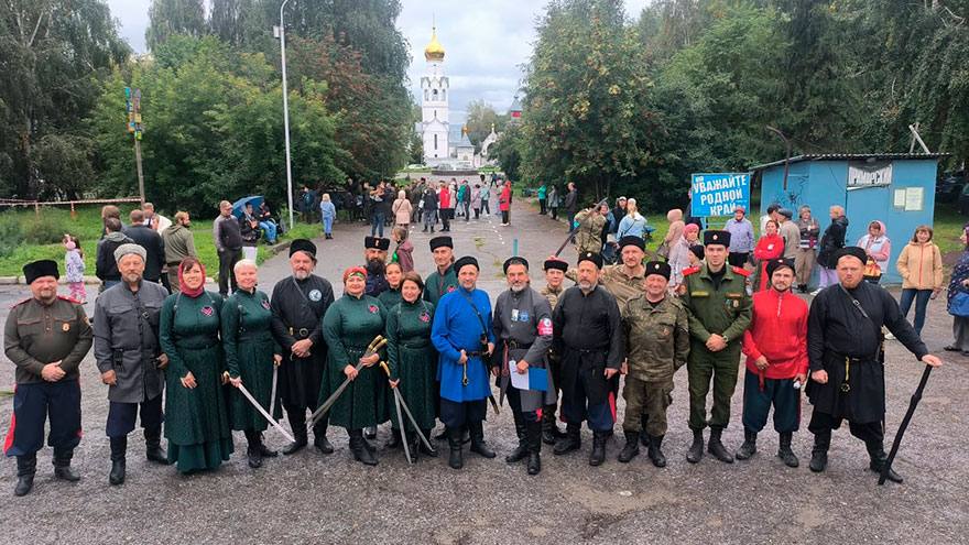 Томичи отличились на межрегиональных соревнованиях казаков