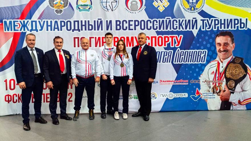 Томские гиревики стали медалистами международного турнира