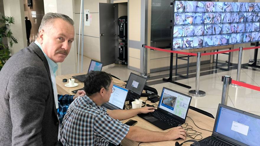 Томский спортсмен работает в Центре общественного наблюдения за выборами