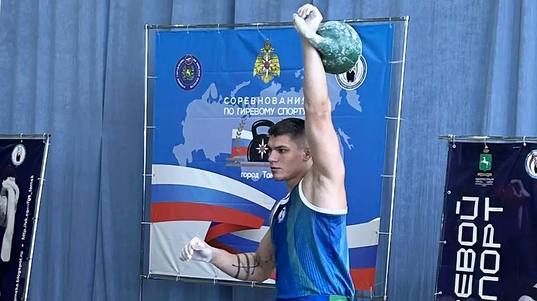 Спасатели и полицейские встретились на томском гиревом помосте